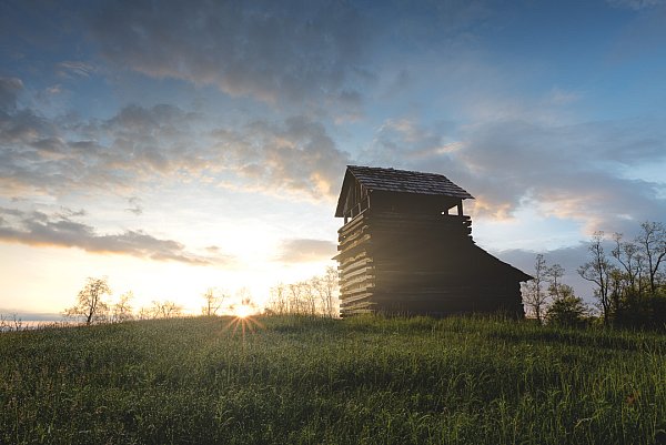 Groundhog Mt. Sunrise.jpg